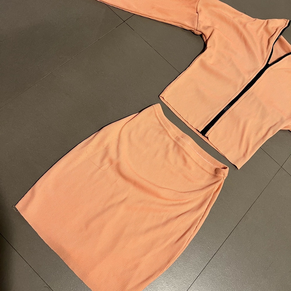 Two piece set